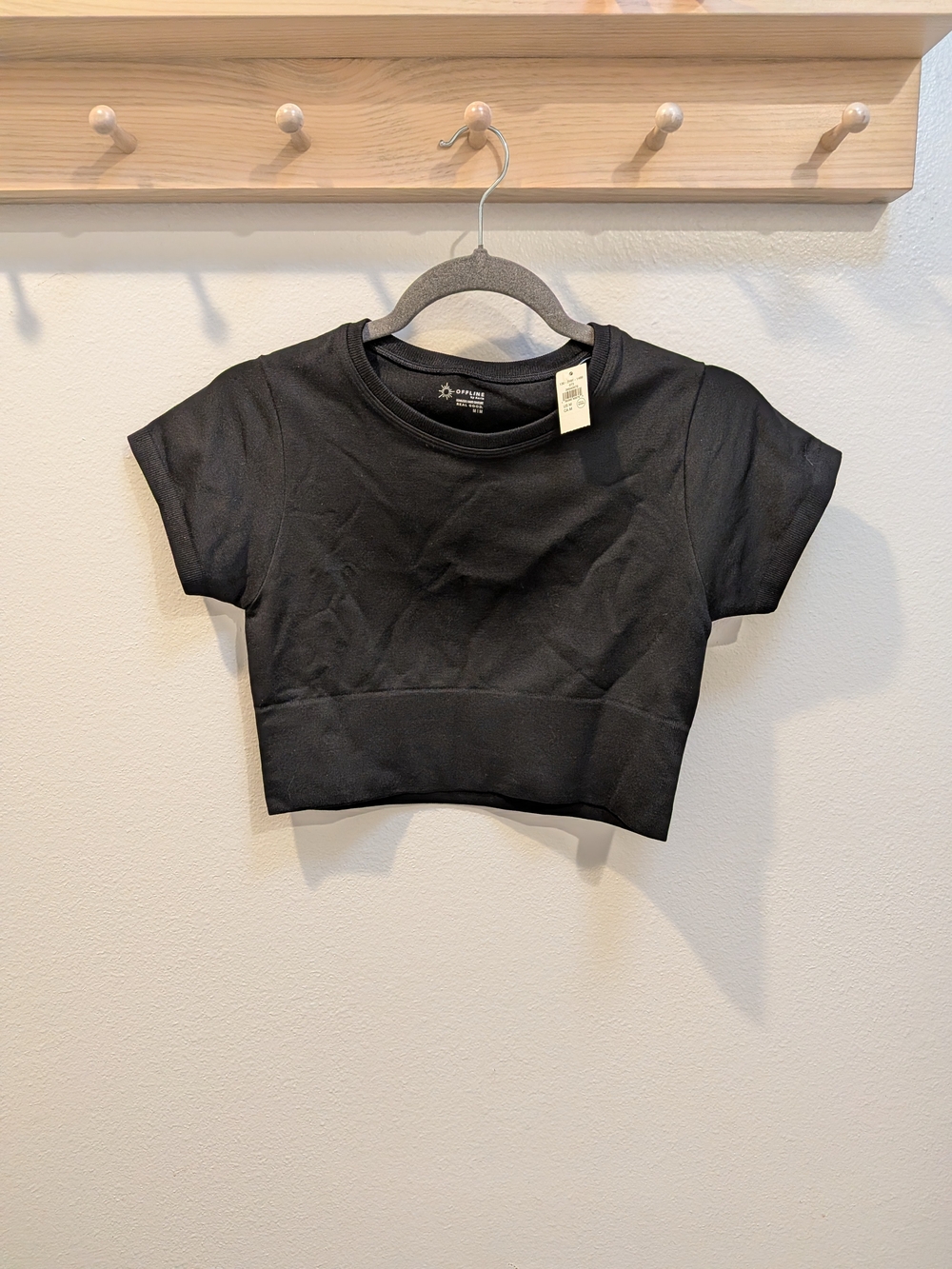 NWT aerie Black Cropped Tee - Short Sleeve Active Wear M